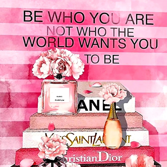 Meet your Posher, Tiff - Picture 2 of 16